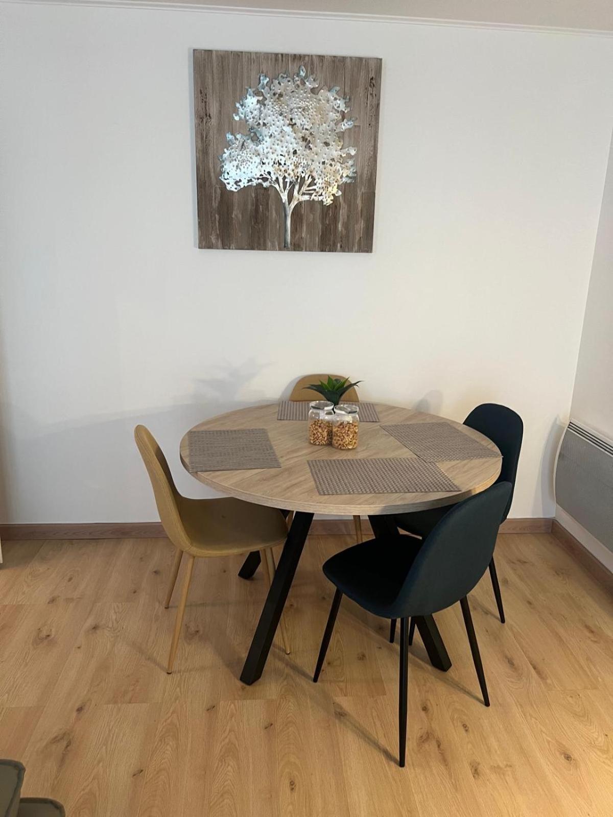 Champion Suites Sarcelles Ngoại thất bức ảnh